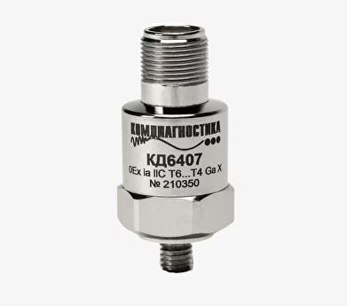 КД6407-12 (4-20мА) в комплекте: монт. шпилька М8х1,25, ответный угловой разъем КД-КС3108-2-0-0-000-0