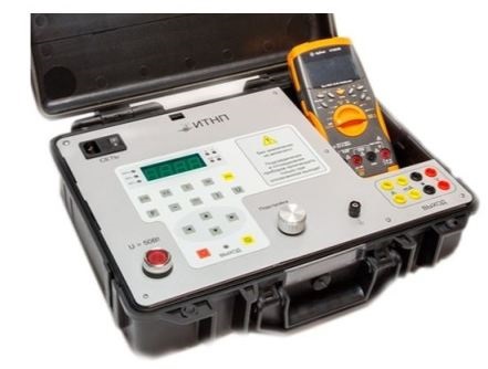 ИТНП (с мультиметром APPA-505), Источник токов и напряжений переносной